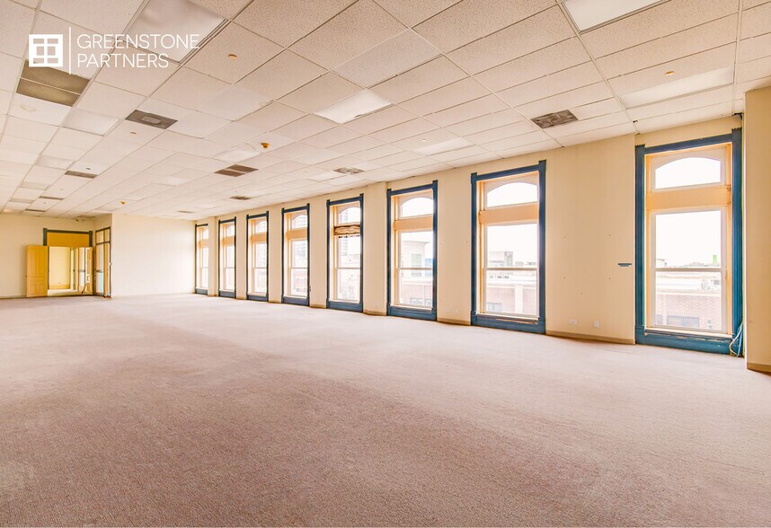758 W North Ave, Chicago, IL à vendre - Photo de l’immeuble – Image 3 sur 8