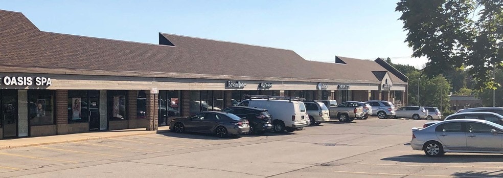 12400-12450 W National Ave, New Berlin, WI à louer - Photo principale – Image 1 sur 7