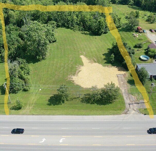 660 W Plane St, Bethel, OH à vendre - Photo de l’immeuble – Image 2 sur 2