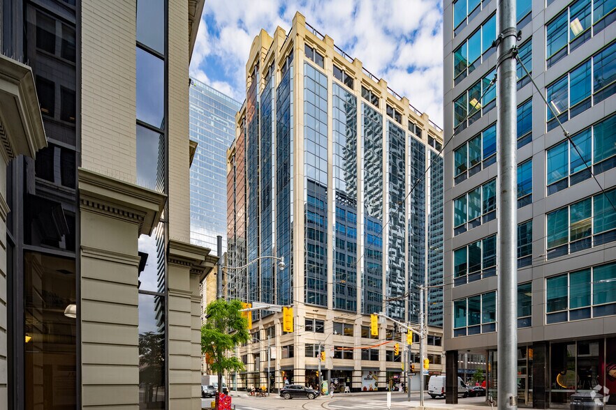 20 Adelaide St E, Toronto, ON à louer - Photo de l’immeuble – Image 1 sur 8