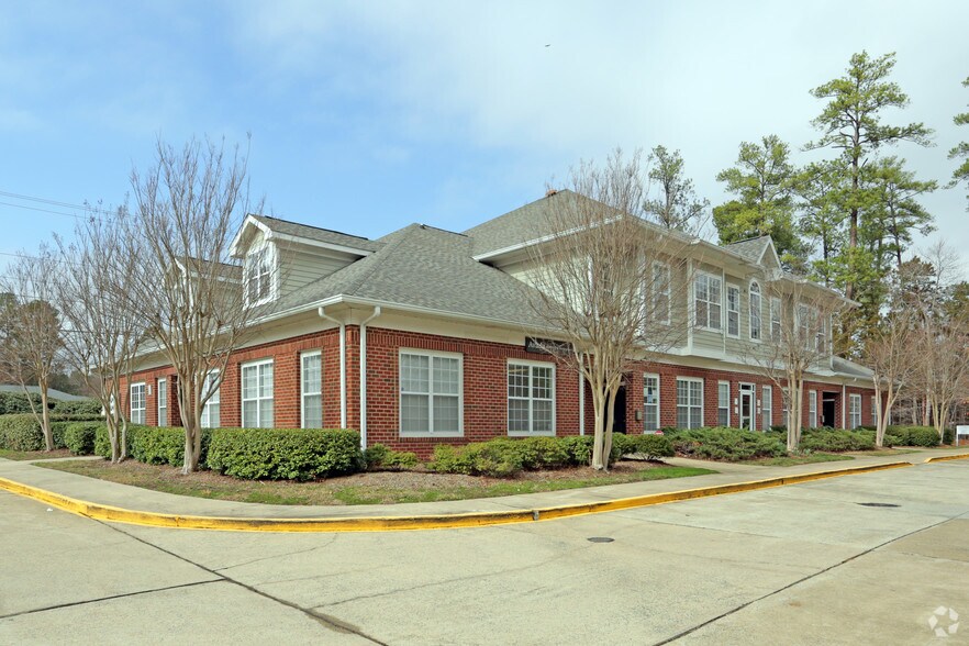 6011 Fayetteville Rd, Durham, NC à louer - Photo principale – Image 1 sur 6