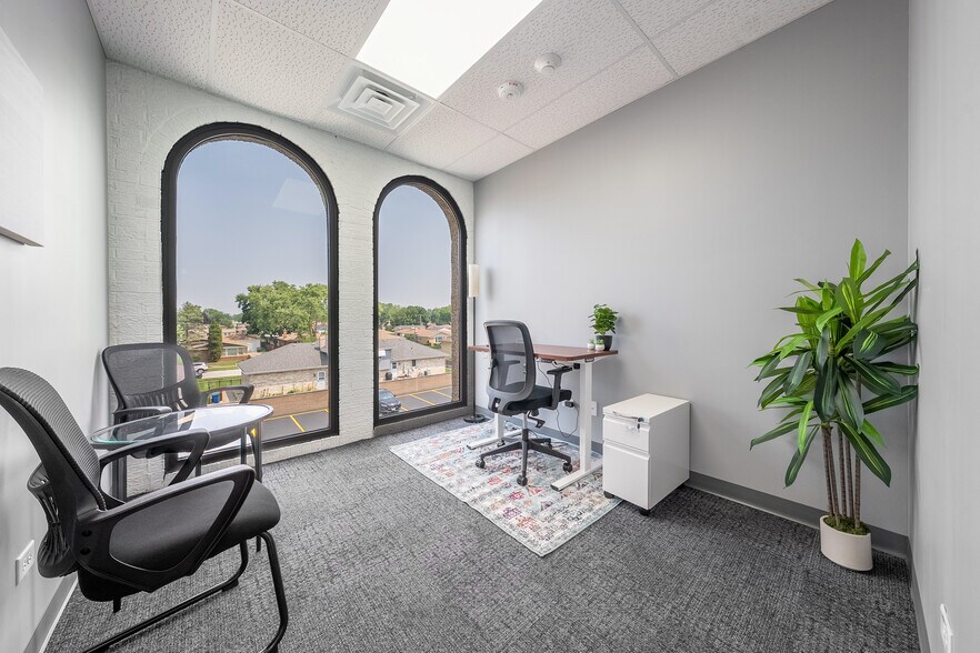 4550 W 103rd St, Oak Lawn, IL à louer - Photo de l’immeuble – Image 3 sur 25