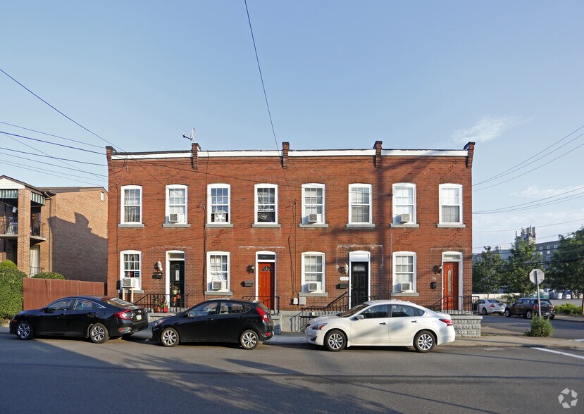Lawrenceville Townhomes portefeuille de 3 biens à vendre sur LoopNet.fr - Photo principale – Image 1 sur 10