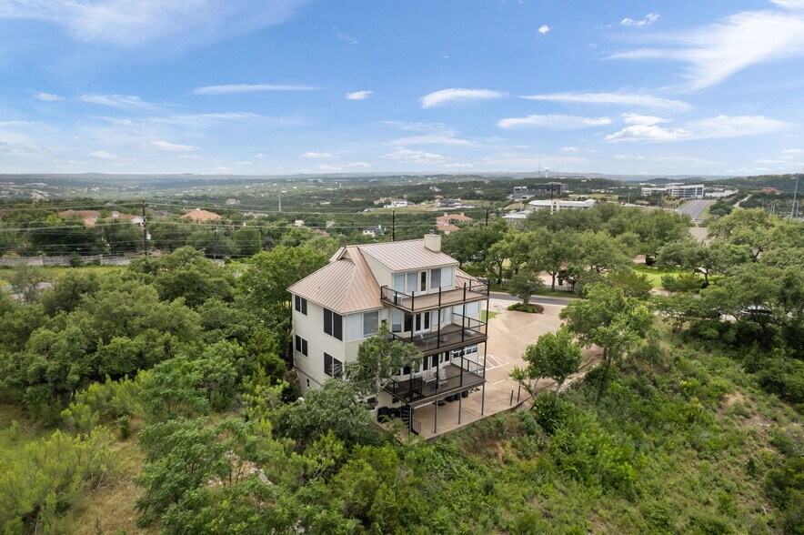 8012 Bee Caves Rd, Austin, TX à vendre - Photo de l’immeuble – Image 2 sur 10