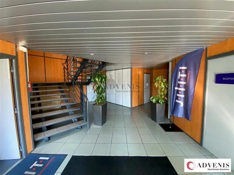 Bureau dans Mérignac à louer - Photo de l’immeuble – Image 2 sur 12