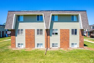 Plus de détails pour Clinton, IA 238-Unit Portfolio – Logement à vendre, Clinton, IA