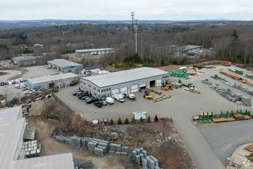12 Commerce Rd, Shrewsbury, MA à louer - Photo de l’immeuble – Image 2 sur 5