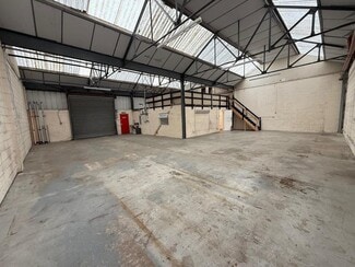Plus de détails pour Corporation Rd, Manchester - Industriel/Logistique à louer