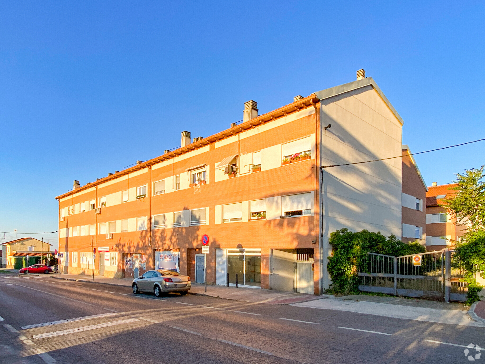 Immeuble residentiel dans Torrelaguna, Madrid à vendre Photo principale– Image 1 sur 3