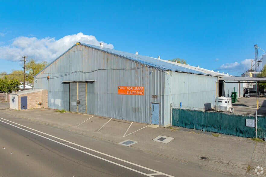 1107-1111 Gibson Rd, Woodland, CA à vendre - Photo de l’immeuble – Image 3 sur 9
