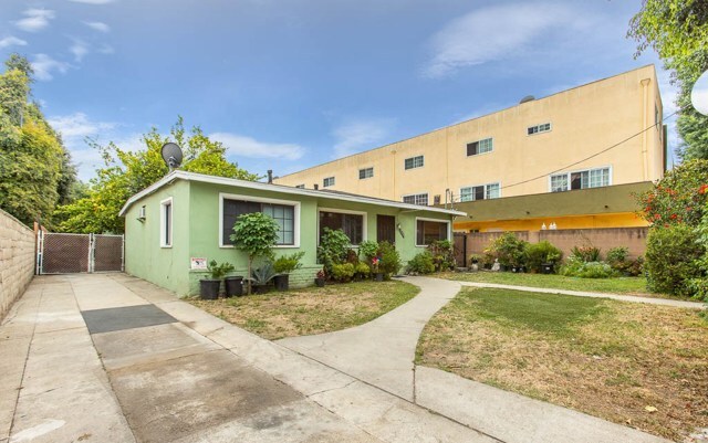 7222 Tyrone Ave, Van Nuys, CA à vendre - Photo de l’immeuble – Image 2 sur 15
