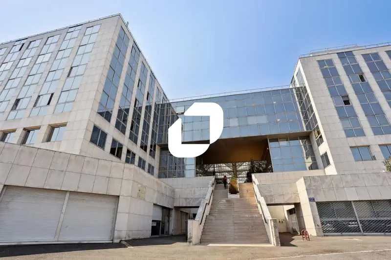 21-37 Rue De Stalingrad, Arcueil à louer - Photo de l’immeuble – Image 2 sur 36