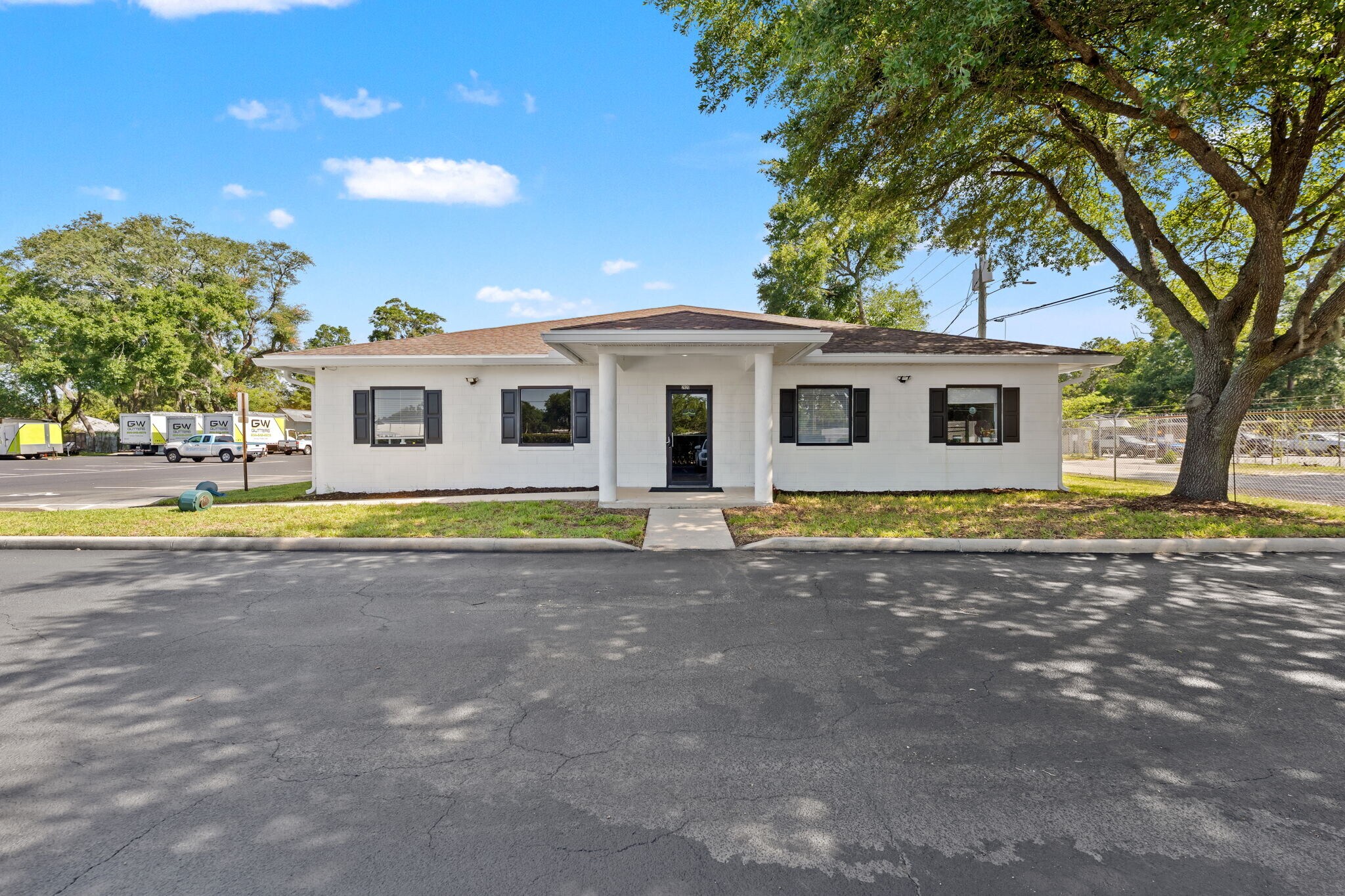 2820 Spring Glen Rd, Jacksonville, FL à vendre Photo de l’immeuble– Image 1 sur 49