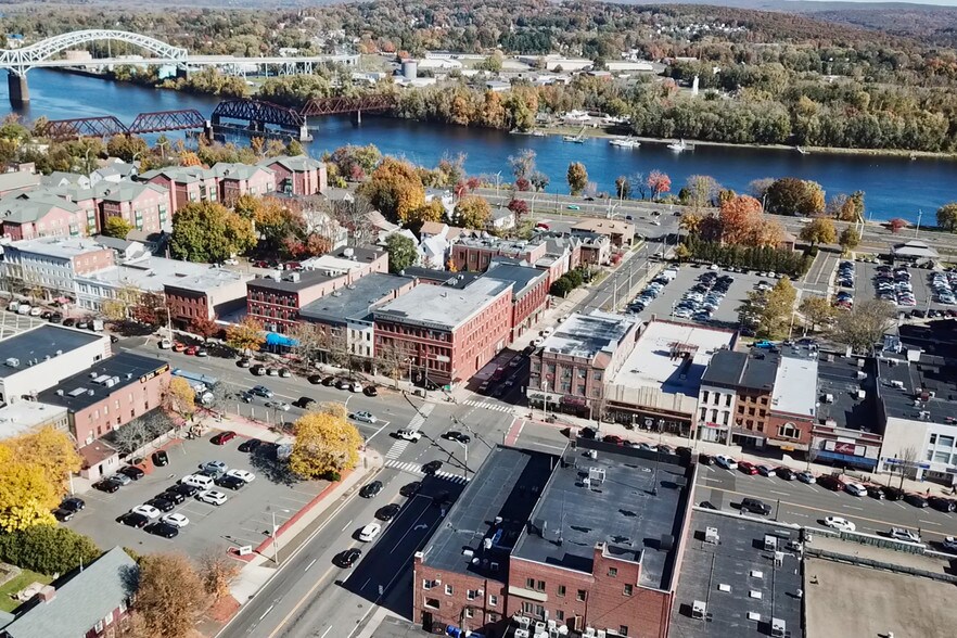 62 Washington St, Middletown, CT à louer - Photo de l’immeuble – Image 3 sur 33