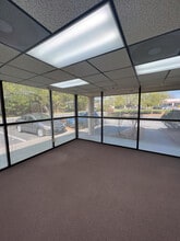 1540 Westbrook Plaza Dr, Winston-Salem, NC à louer Photo intérieure– Image 2 sur 2