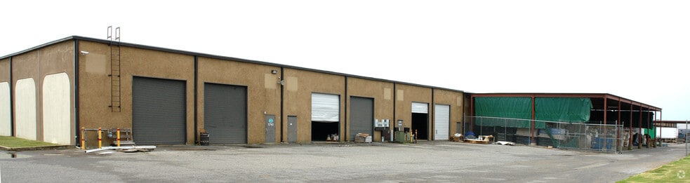 5700-5788 Distribution Dr, Memphis, TN à louer - Photo de l’immeuble – Image 3 sur 13
