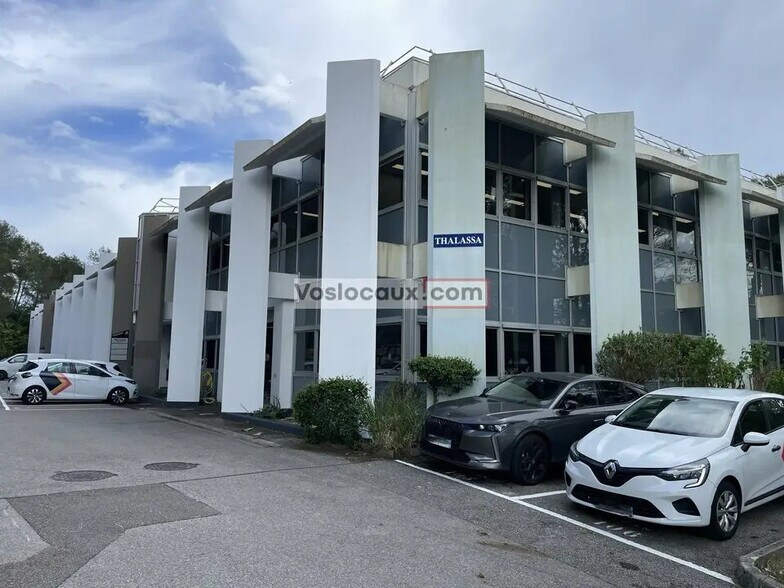 Bureau dans Valbonne à louer - Photo de l’immeuble – Image 1 sur 6