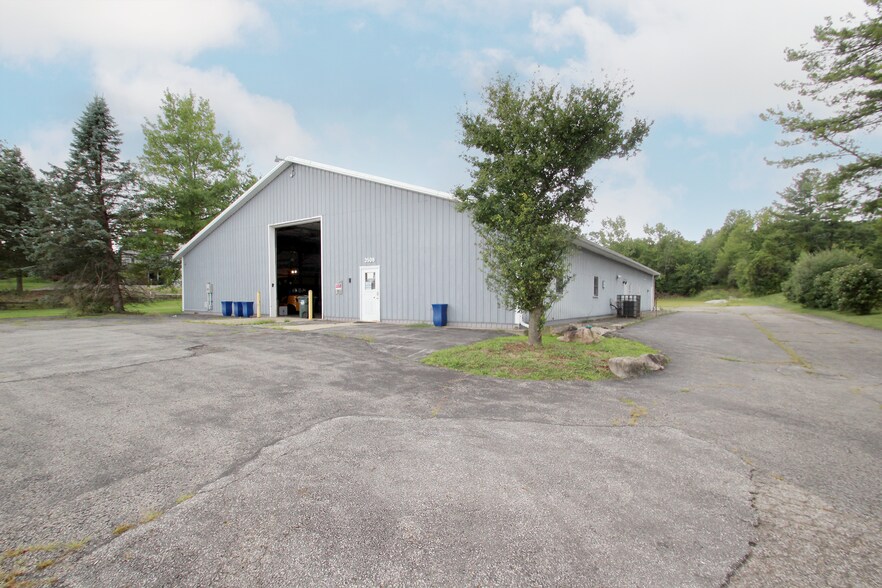 3508 Brecksville Rd, Richfield, OH à vendre - Photo de l’immeuble – Image 1 sur 12