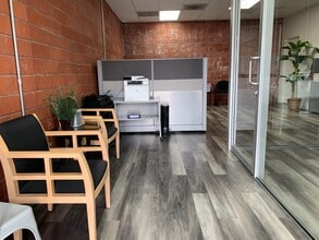 317 S Isis Ave, Inglewood, CA à louer Photo intérieure– Image 1 sur 3