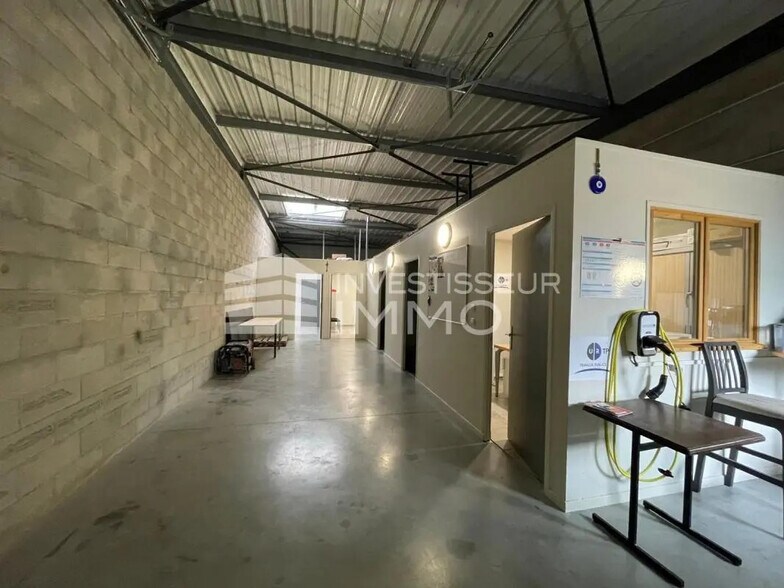 Local d’activités dans Le Mée-sur-Seine à louer - Photo intérieure – Image 1 sur 5