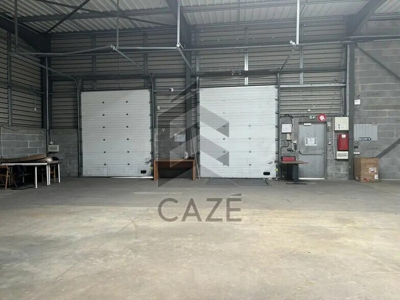 Local d’activités dans Le Haillan à louer - Photo intérieure – Image 3 sur 7