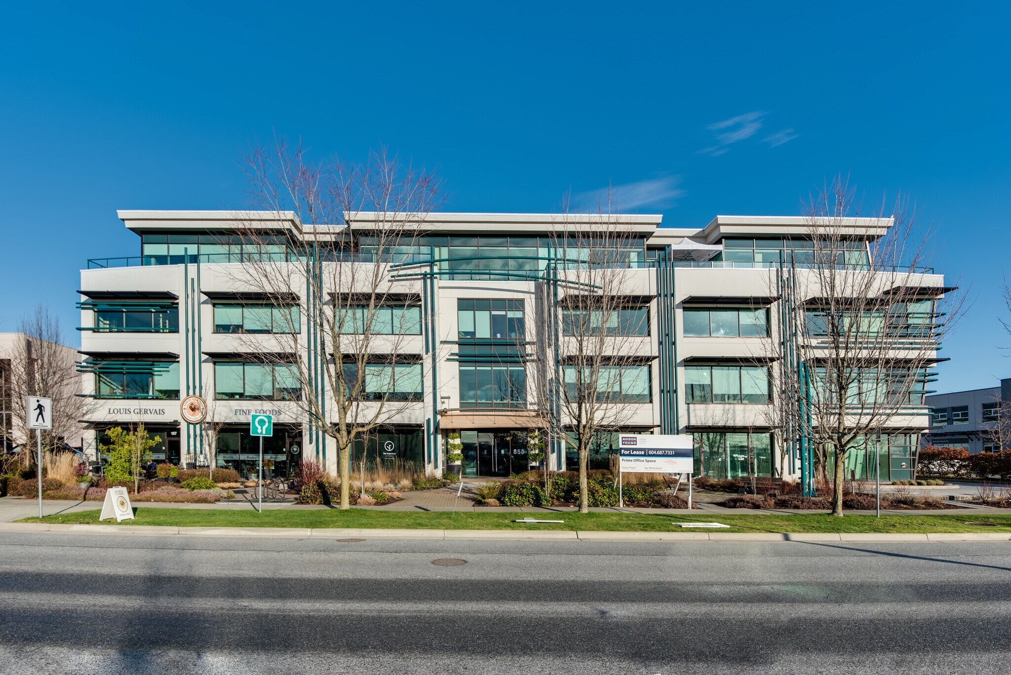 850 Harbourside Dr, North Vancouver, BC à louer Photo principale– Image 1 sur 6