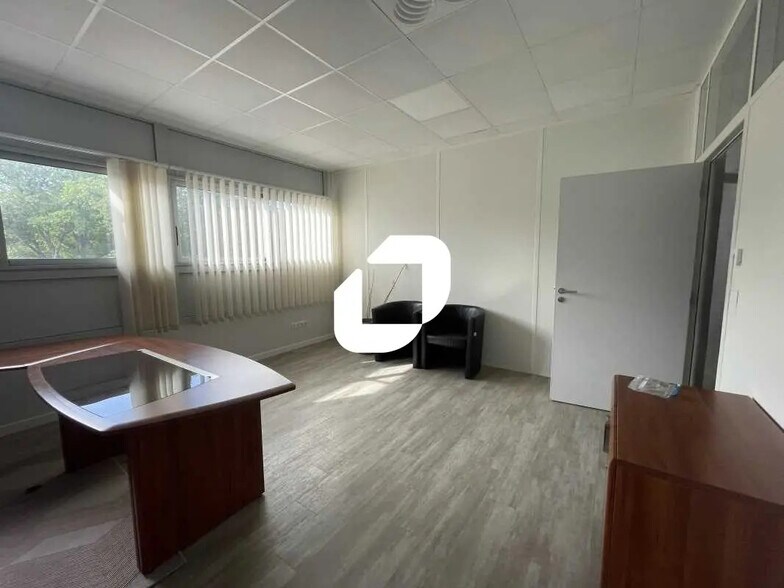 Bureau dans Biganos à louer - Photo de l’immeuble – Image 3 sur 6