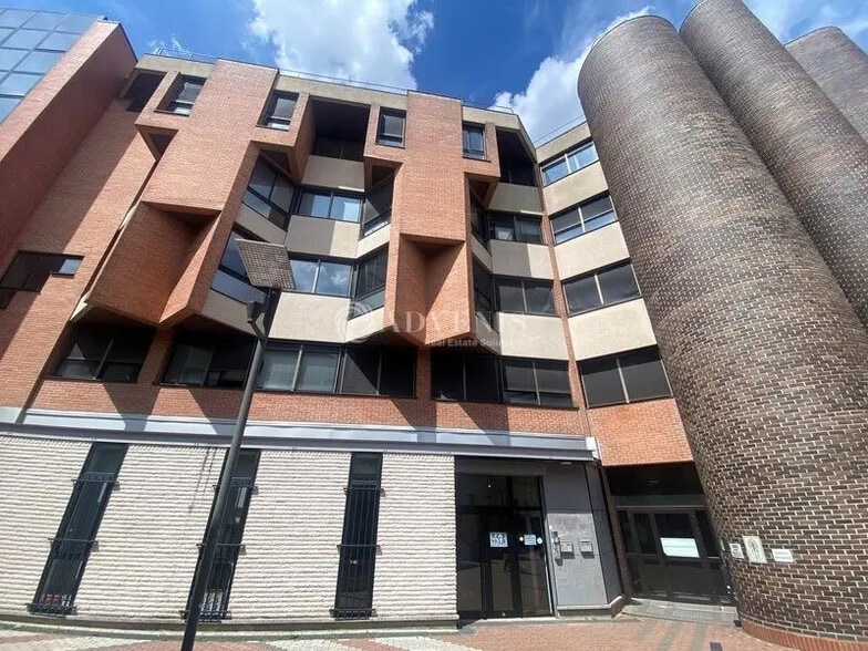 Bureau dans Cergy à vendre - Photo de l’immeuble – Image 2 sur 5