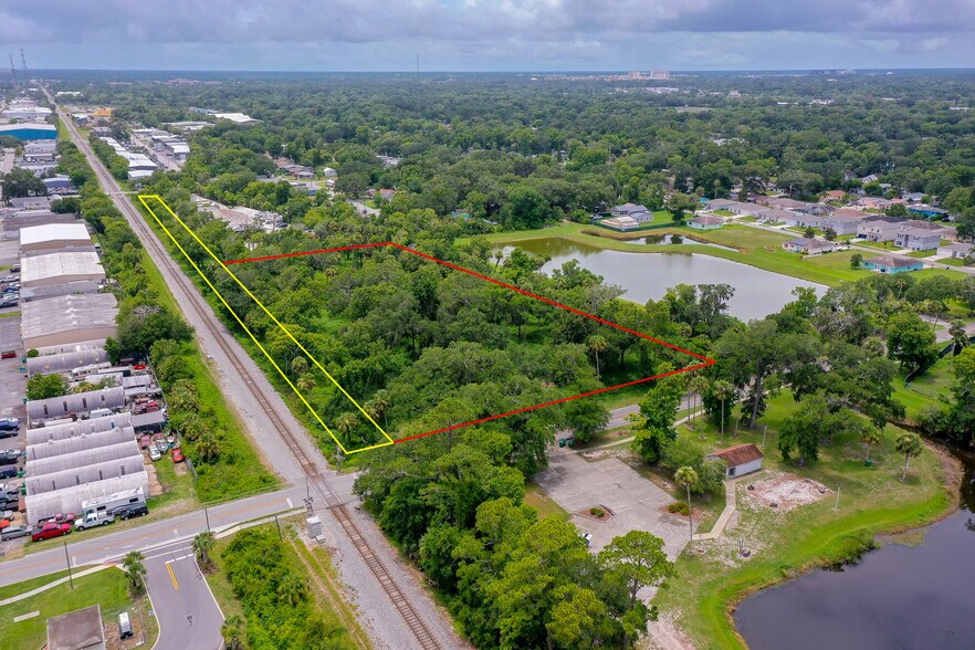 403 10th St, Daytona Beach, FL à vendre - Photo de l’immeuble – Image 2 sur 11