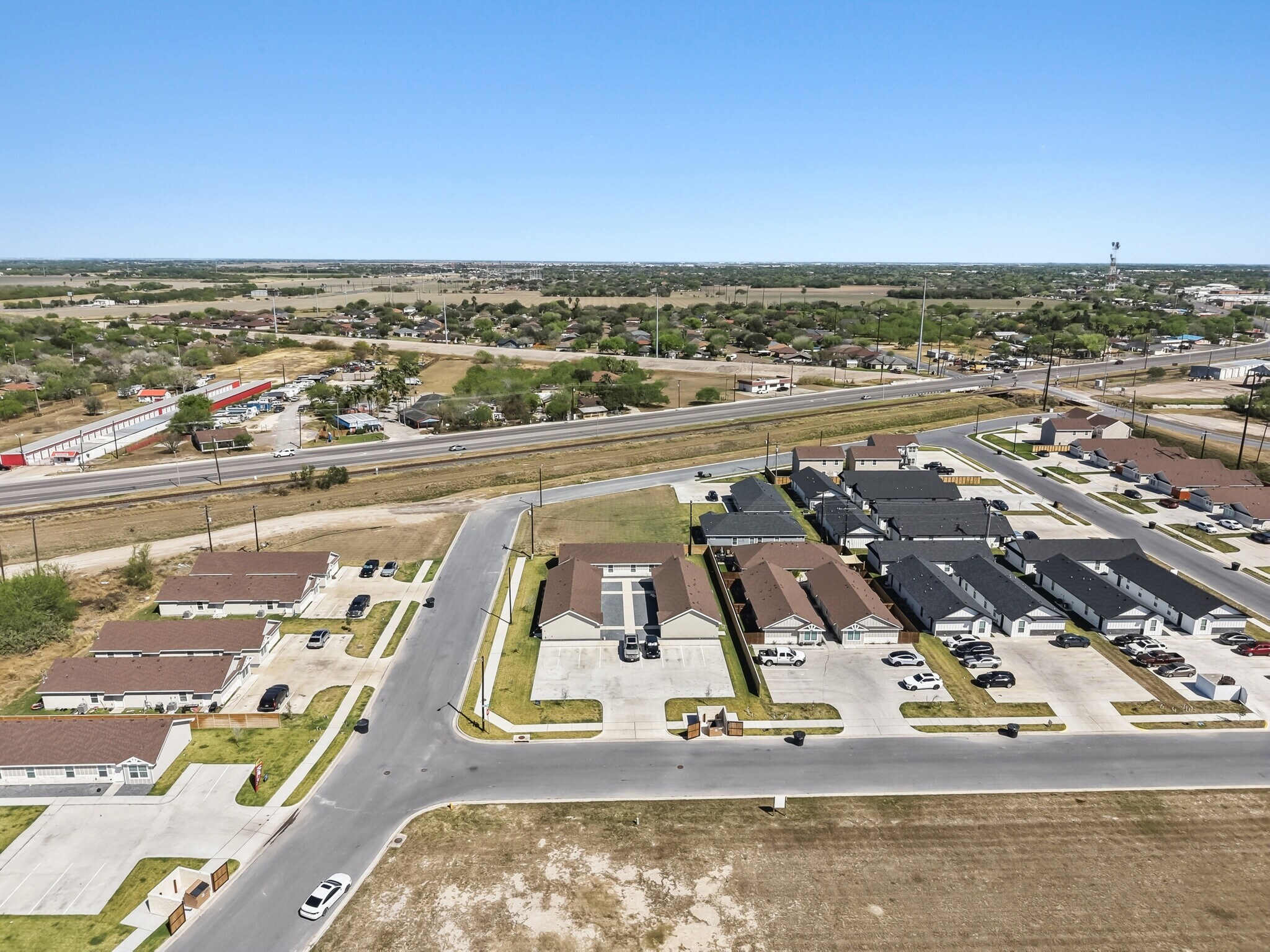 2124 Multi National, Harlingen, TX à vendre Photo principale– Image 1 sur 4