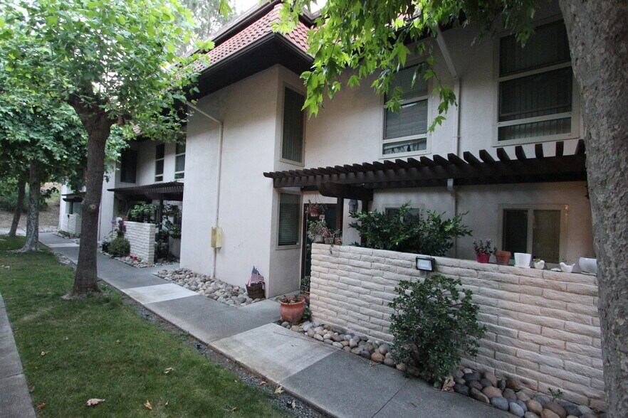 1327 Montego, Walnut Creek, CA à vendre - Photo de l’immeuble – Image 3 sur 34