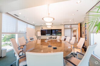 4400 S Sam Houston Pky E, Houston, TX à vendre Photo intérieure– Image 1 sur 13