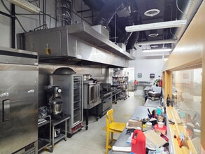 2764 Aurora Ave, Naperville, IL à louer Photo intérieure– Image 1 sur 4