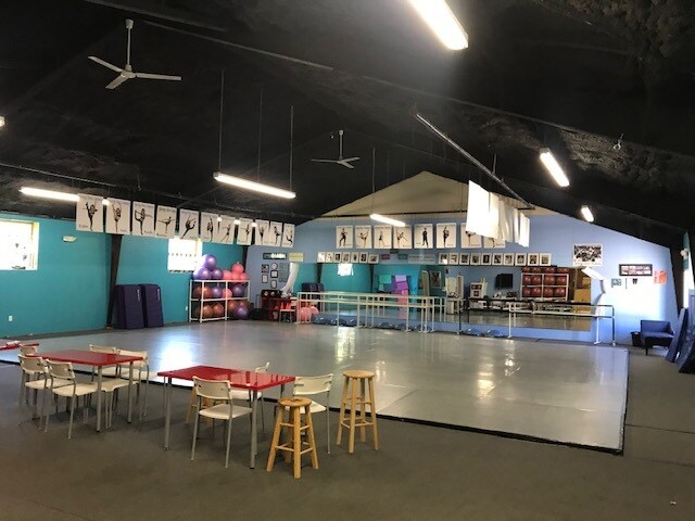342 N Main St, Plymouth, MI à louer - Photo intérieure – Image 2 sur 7