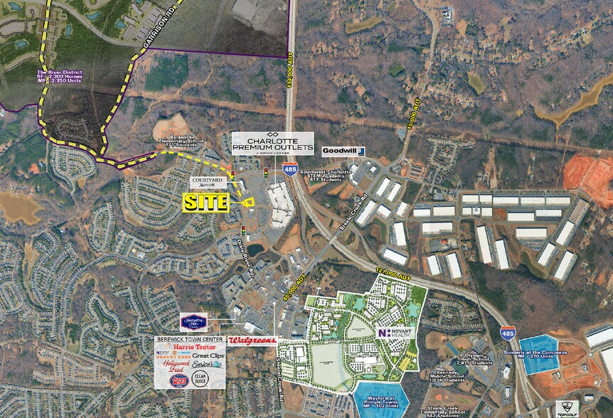 Searched Address: Dixie River Rd & Style Ln, Charlotte, NC à louer - Aérien – Image 1 sur 4