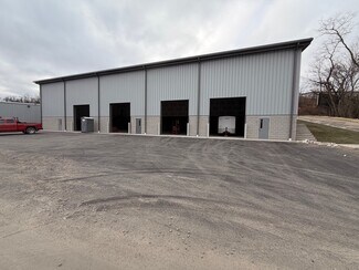 Plus de détails pour 296 State St, Clairton, PA - Bureau, Industriel/Logistique à louer