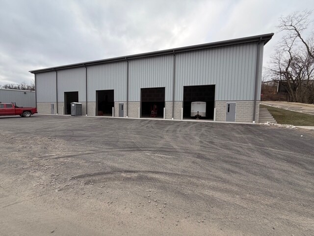 296 State St, Clairton, PA à louer Photo de l’immeuble– Image 1 sur 12