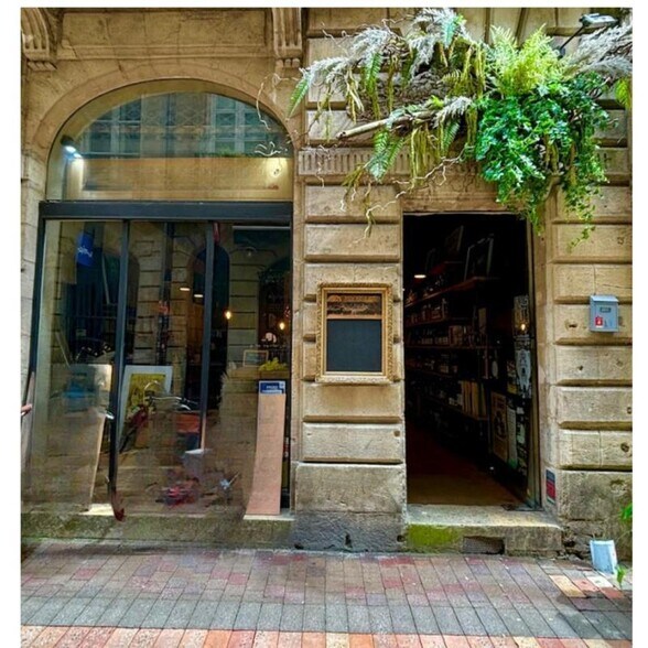 Local commercial dans Bordeaux à louer - Photo de l’immeuble – Image 3 sur 3