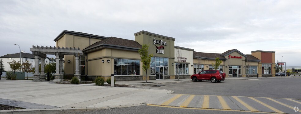 910 Saddletowne Cir NE, Calgary, AB à vendre - Photo de l’immeuble – Image 2 sur 9