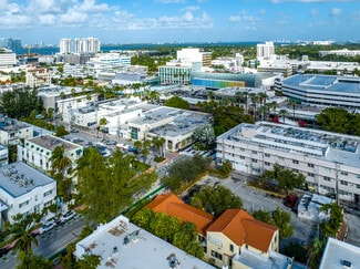 Plus de détails pour 700 Lincoln Rd, Miami Beach, FL - Bureau à louer