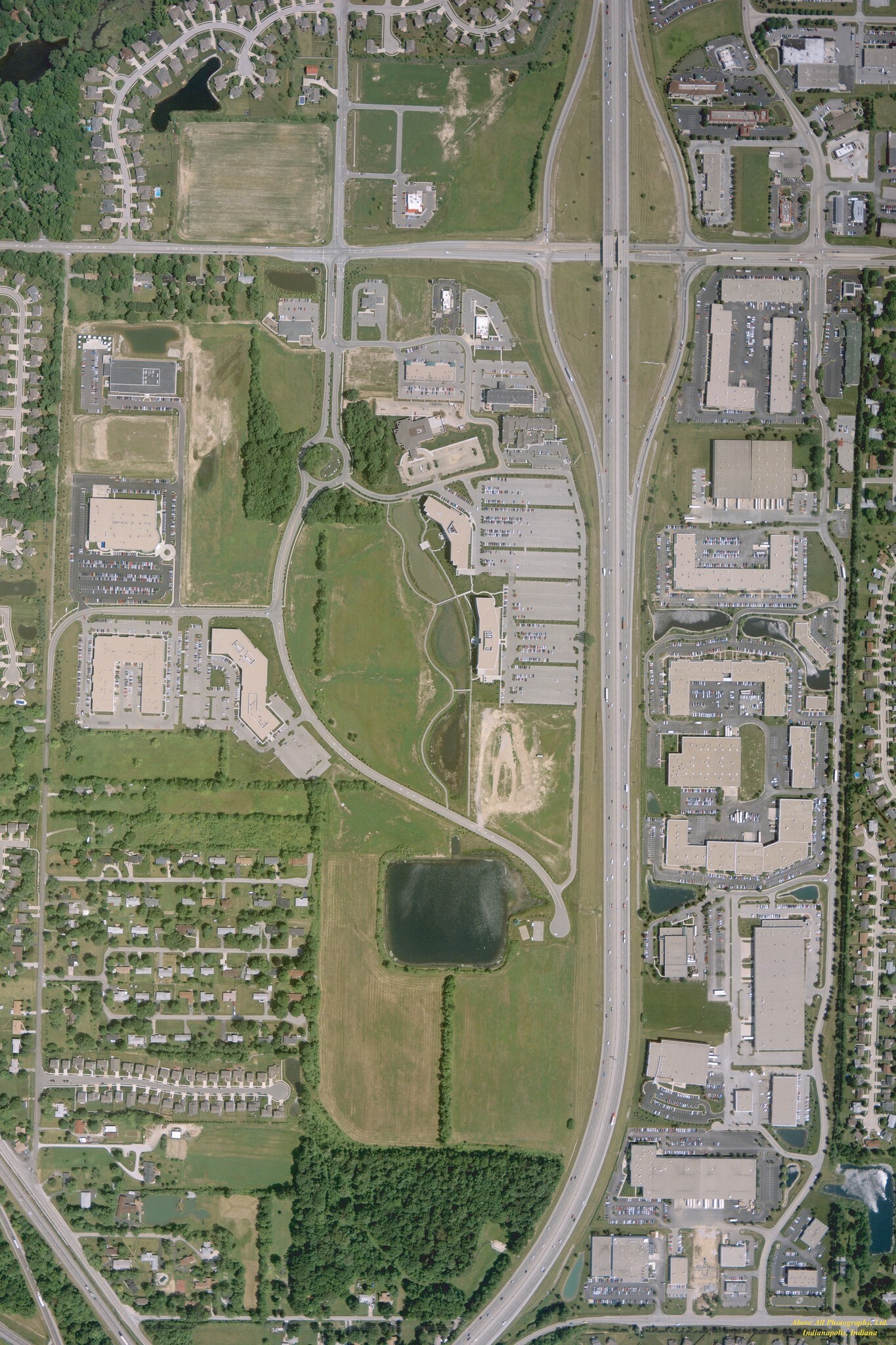 Intech Blvd, Indianapolis, IN à vendre Photo principale– Image 1 sur 2