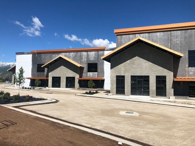 2210 W 3000 S, Heber City, UT à louer - Photo de l’immeuble – Image 2 sur 37