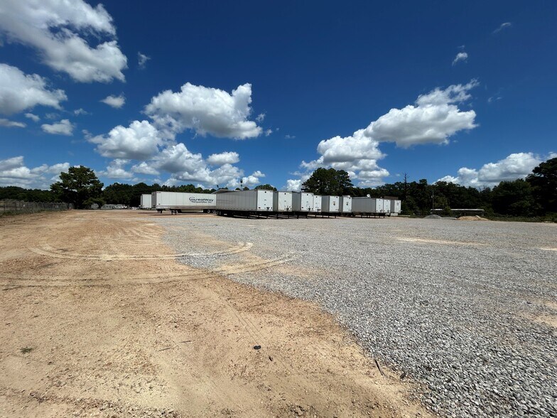 400 Childre Rd, Pearl, MS à louer - Photo de l’immeuble – Image 3 sur 6