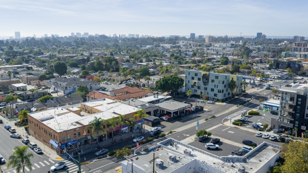 2505 University Ave, San Diego, CA à vendre - Photo de l’immeuble – Image 2 sur 2