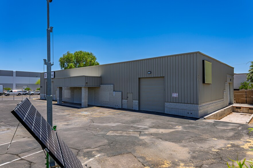 2120 S 7th St, Phoenix, AZ à louer - Photo de l’immeuble – Image 2 sur 6