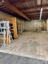 15201 Keswick St, Van Nuys, CA à louer Photo intérieure– Image 1 sur 2