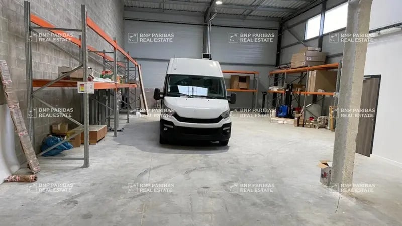 Local d'activités dans Torcy à vendre - Photo intérieure – Image 2 sur 3