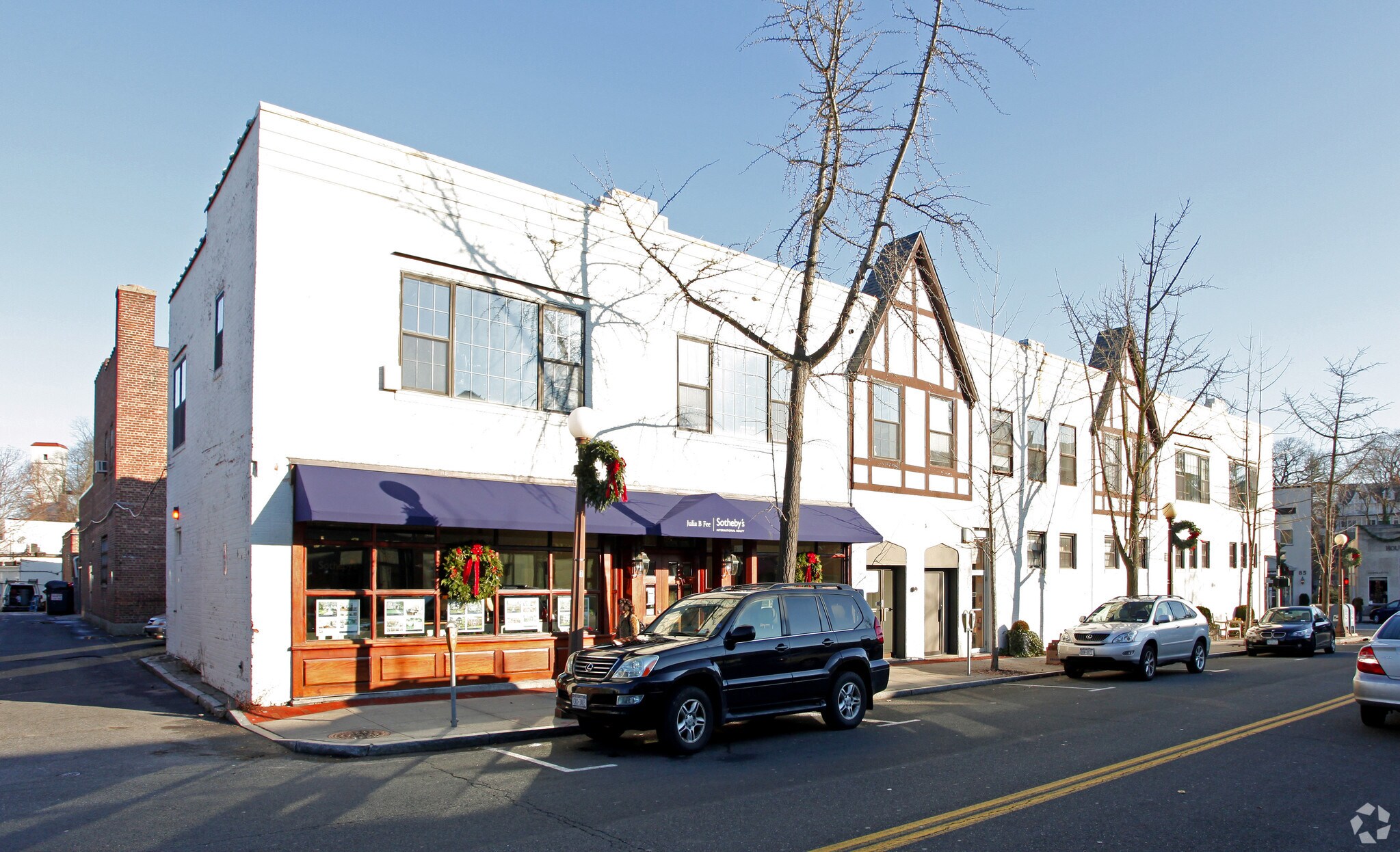 2 Park Pl, Bronxville, NY à louer Photo principale– Image 1 sur 10