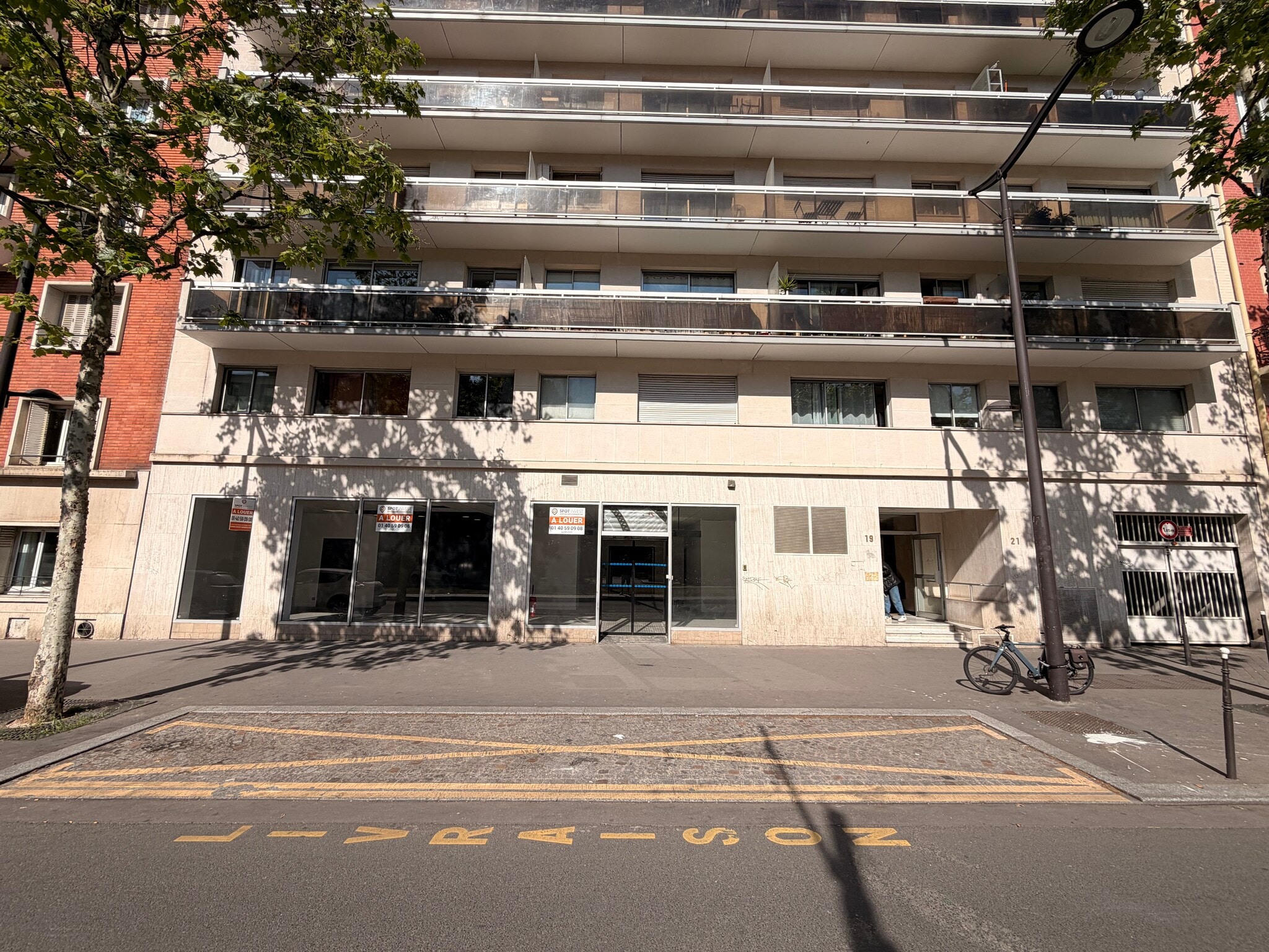 19-21 Boulevard Davout, Paris à louer Photo de l’immeuble– Image 1 sur 14