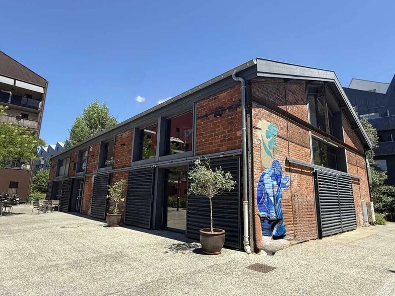 Bureau dans Bordeaux à vendre - Photo de l’immeuble – Image 2 sur 5